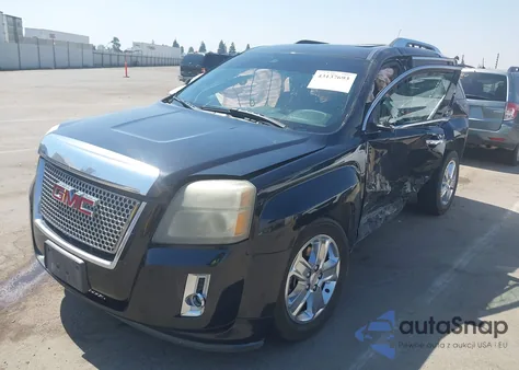 2013 GMC Terrain Denali z USA, uszkodzony, nr VIN 2GKFLZEK2D6137376